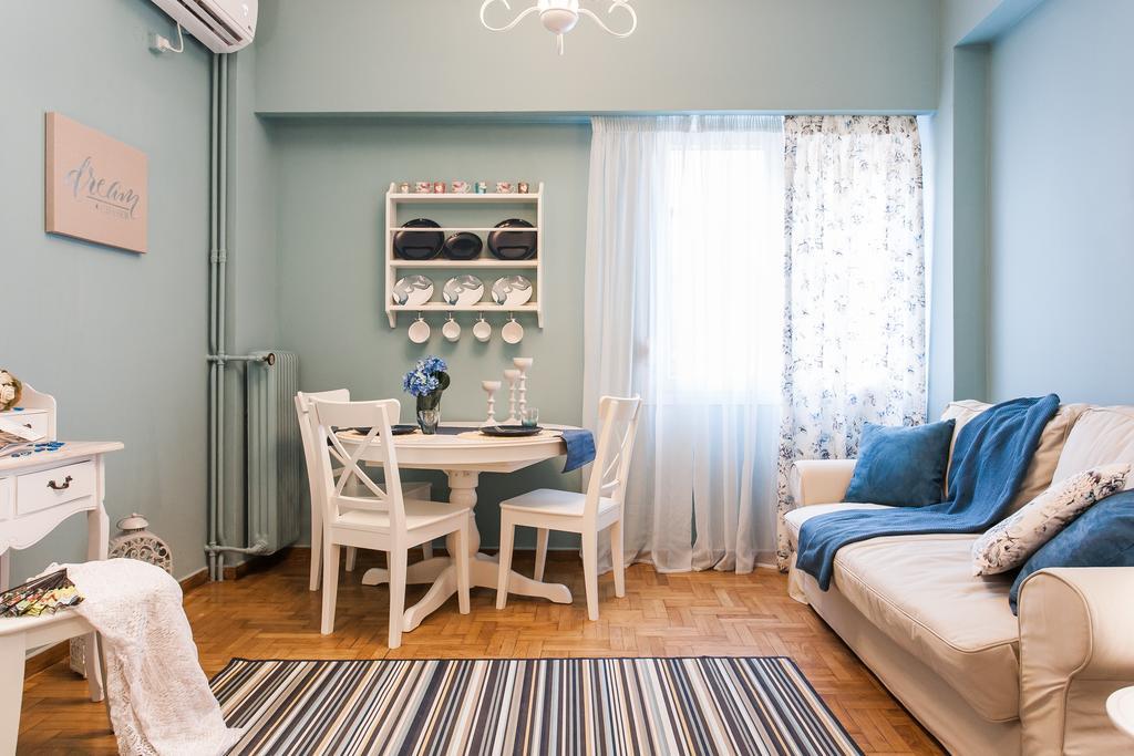 Charming Acropolis Metro Station Apartment, Clean And Cozy アテネ エクステリア 写真