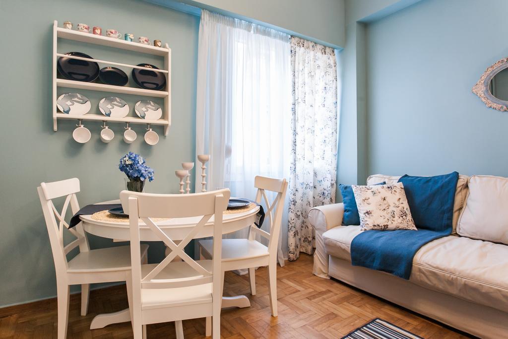 Charming Acropolis Metro Station Apartment, Clean And Cozy アテネ エクステリア 写真